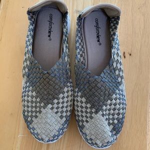 ComfortView slipon shoes, wide width 10 WW